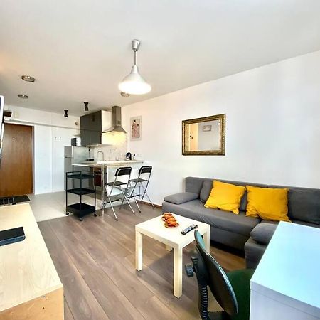 Studio Muranow By Esteum Host Daire Varşova Dış mekan fotoğraf